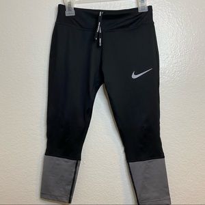 Girls Nike leggings